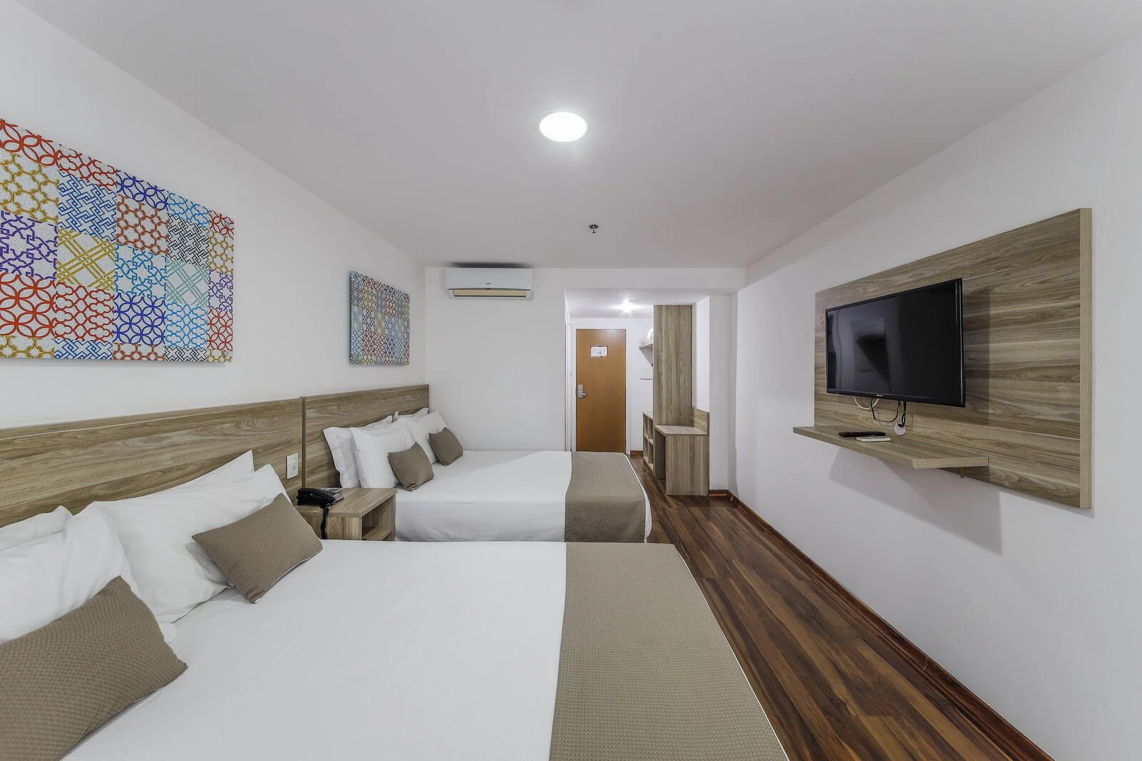 trade hotel